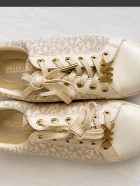 Michael Kors Cream/Gold MK Logo Low-Top Sneakers